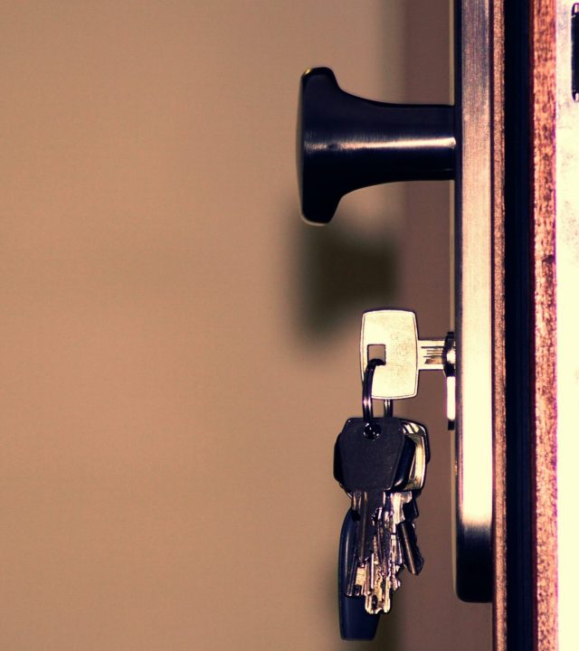 pexels-photo-792034-792034 Detailed view of a door lock and keys emphasizing security and access.